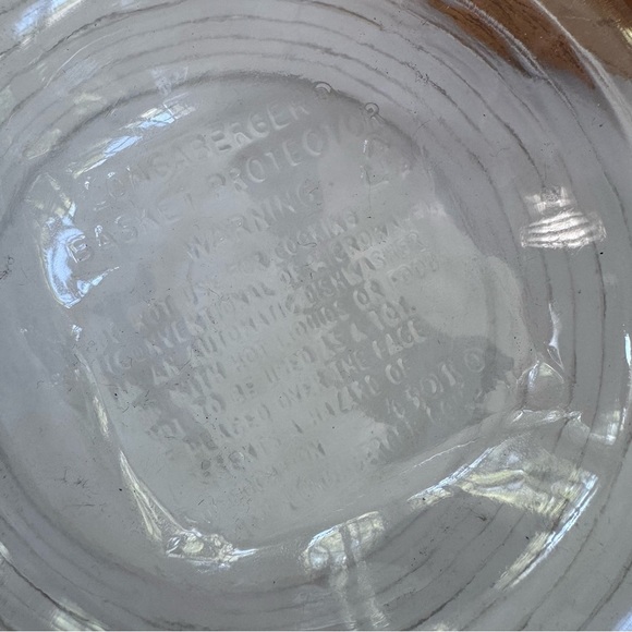 Longaberger Retired Vintage Never Used Fruit Basket With Plastic Liner - Picture 8 of 10